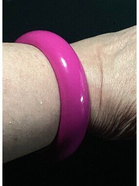 Chunky Domed Dark Pink Lucite Bangle Bracelet Minimalist Stackable Barbiecore